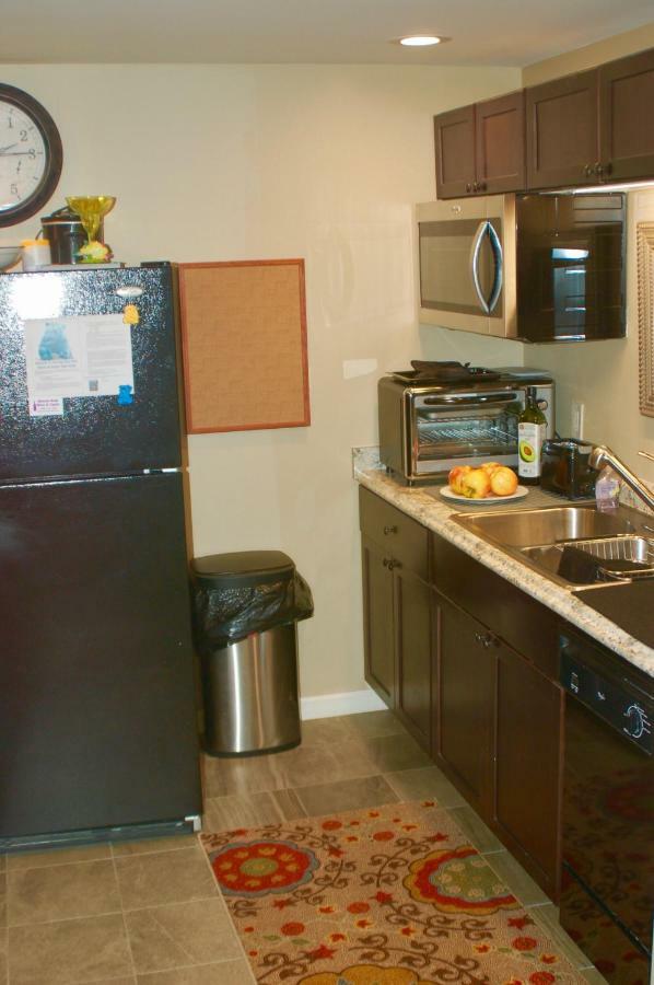 Blue Bear Den 3Br 2Ba Dtc Private Apt Hot Tub Dış mekan fotoğraf